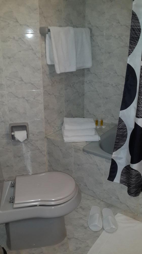 Camelot Hotel Jounieh Exterior photo